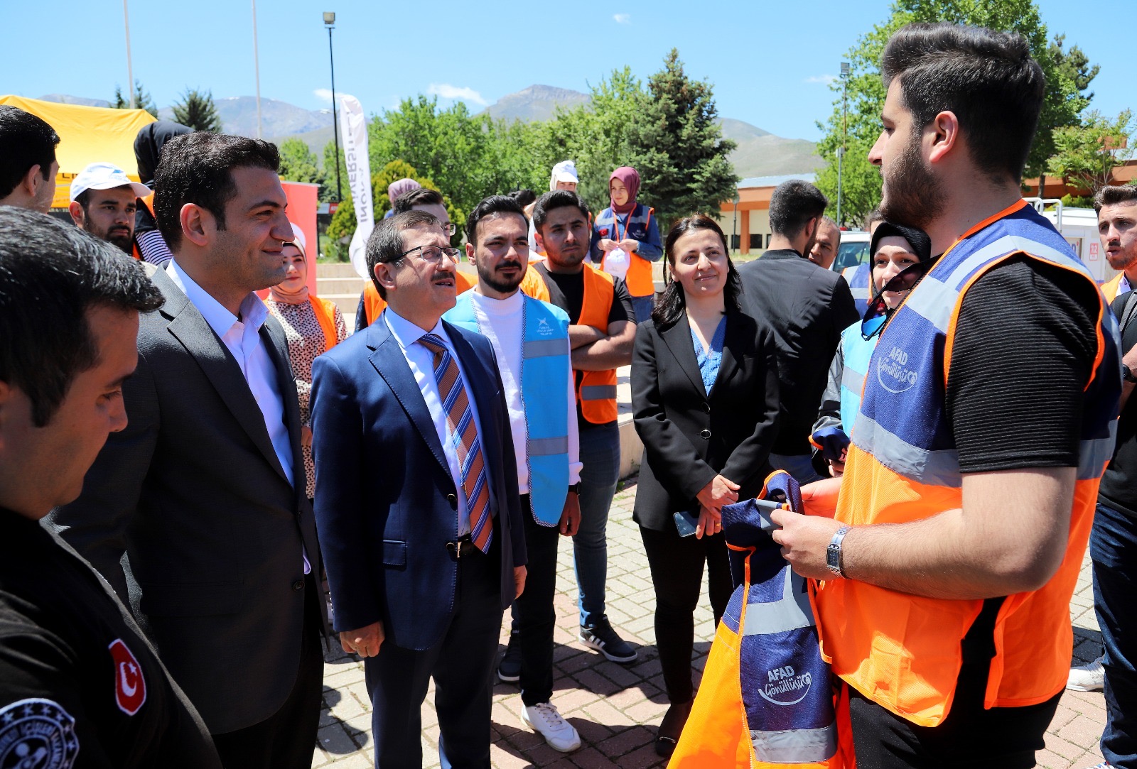 Hayat Kurtaran Gençlik faaliyet arşivi
